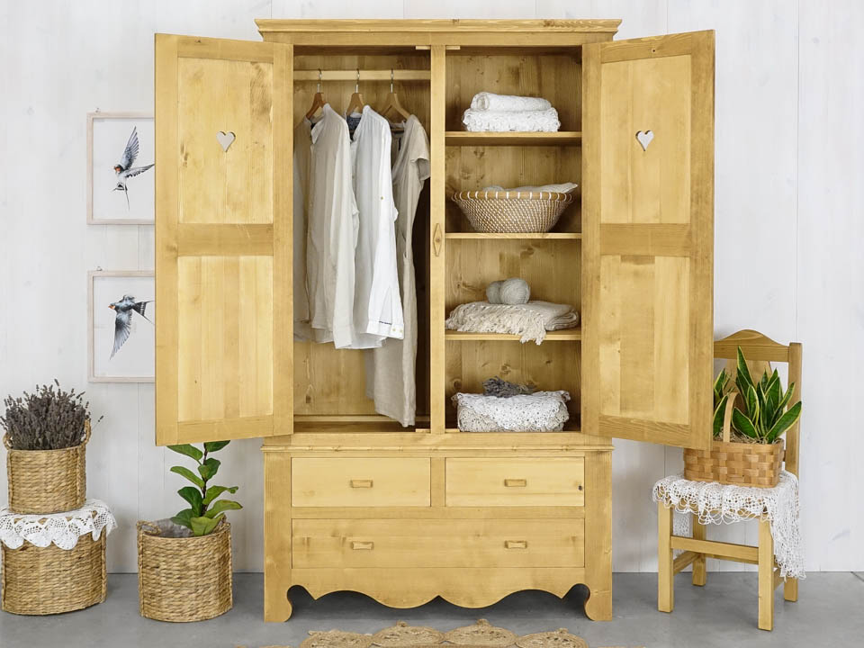 szafa drewniana dwudrzwiowa do sypialni