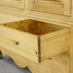 szafa drewniana z szufladami