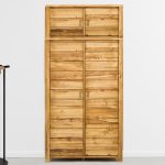 szafa z nadstawką drewnianą