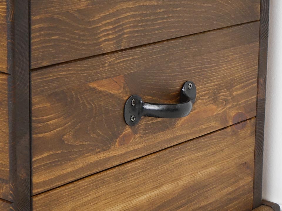 szafka na buty z drewna