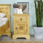 szafka nocna drewniana do sypialni góralska