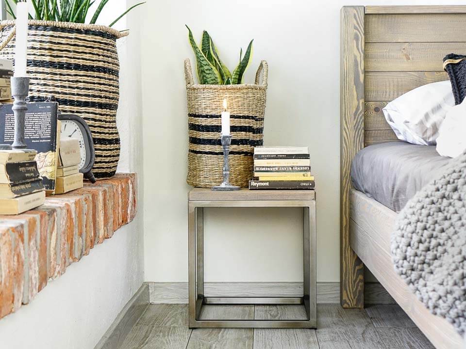 szafka nocna drewniany blat metalowe nogi