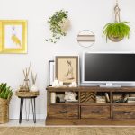 szafka rtv drewniana rustykalna sosnowa do salonu