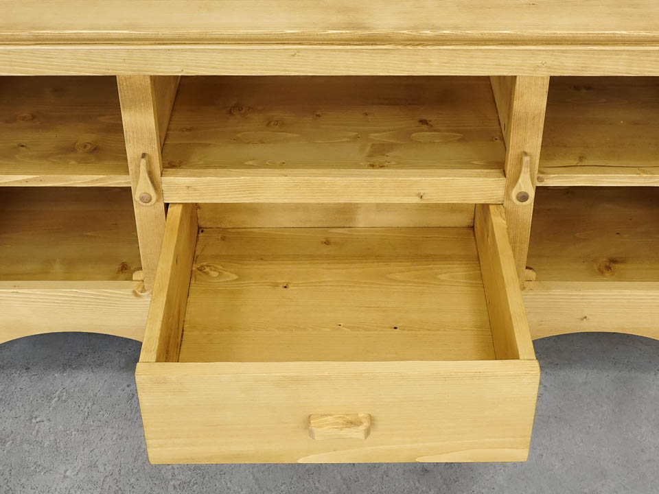 szafka rtv drewniana świerkowa z szyfladą