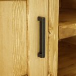 szafka rtv z drewna świerkowego