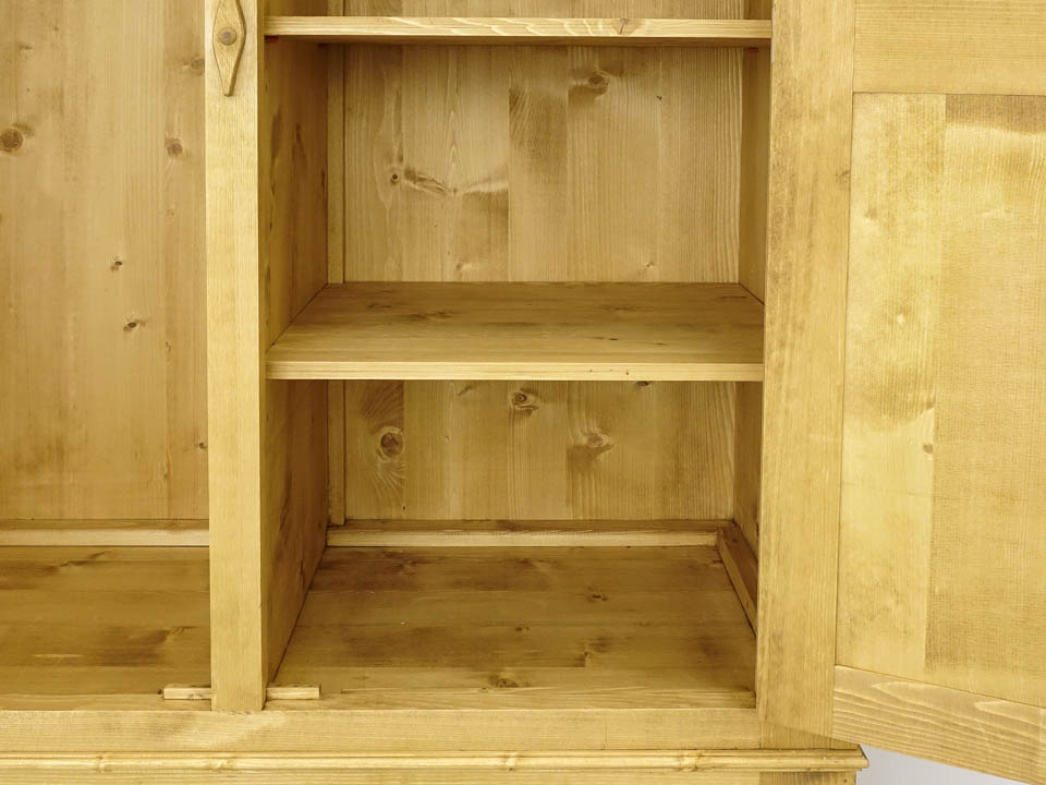 szafy z litego drewna