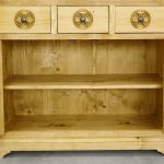 witryna z drewna góralska rzeźbiona