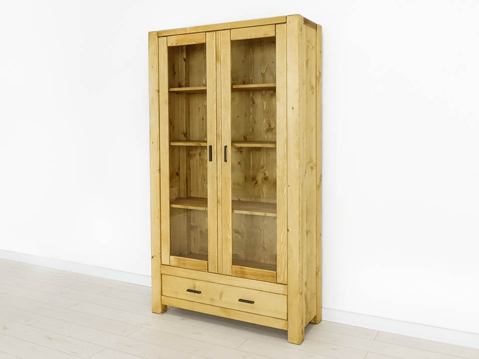 witryna drewniana klasyczna do jadalni