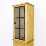 witryna drewniana sosnowa do salonu