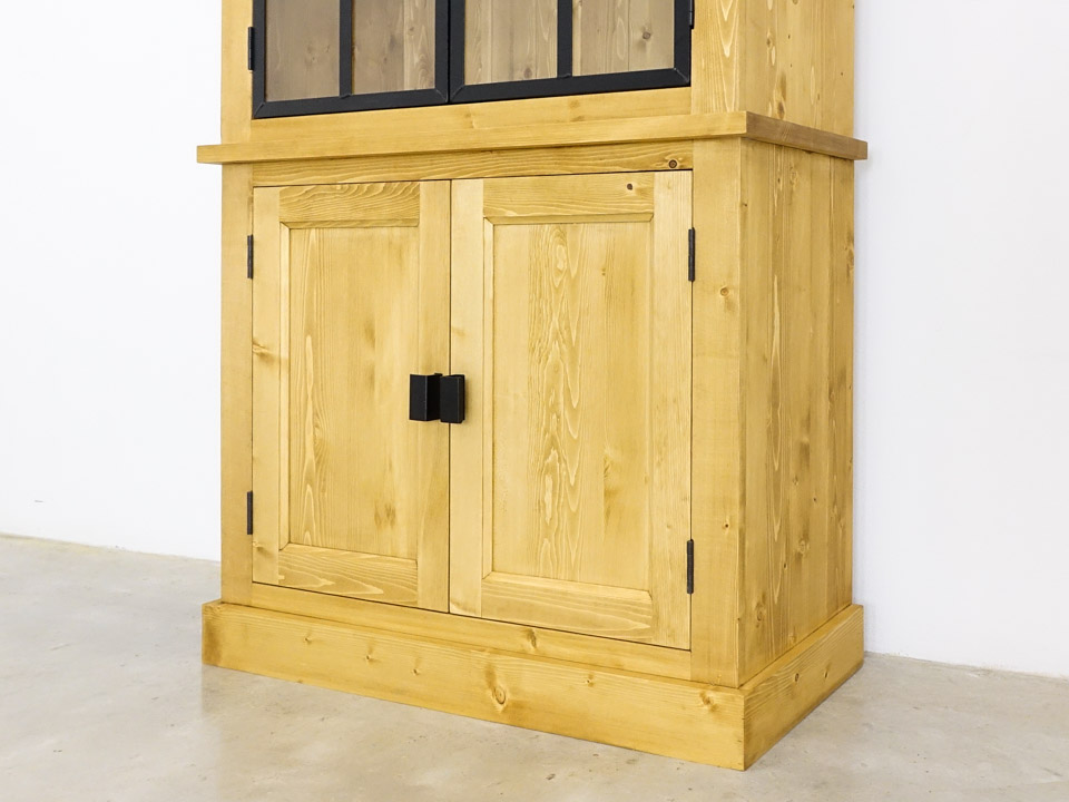 witryna z drewna loftowa