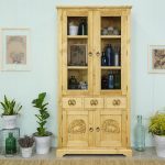 witryna z drewna świerkowego góralska rzeźbiona