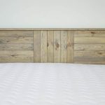 zagłówek łóżka z drewna