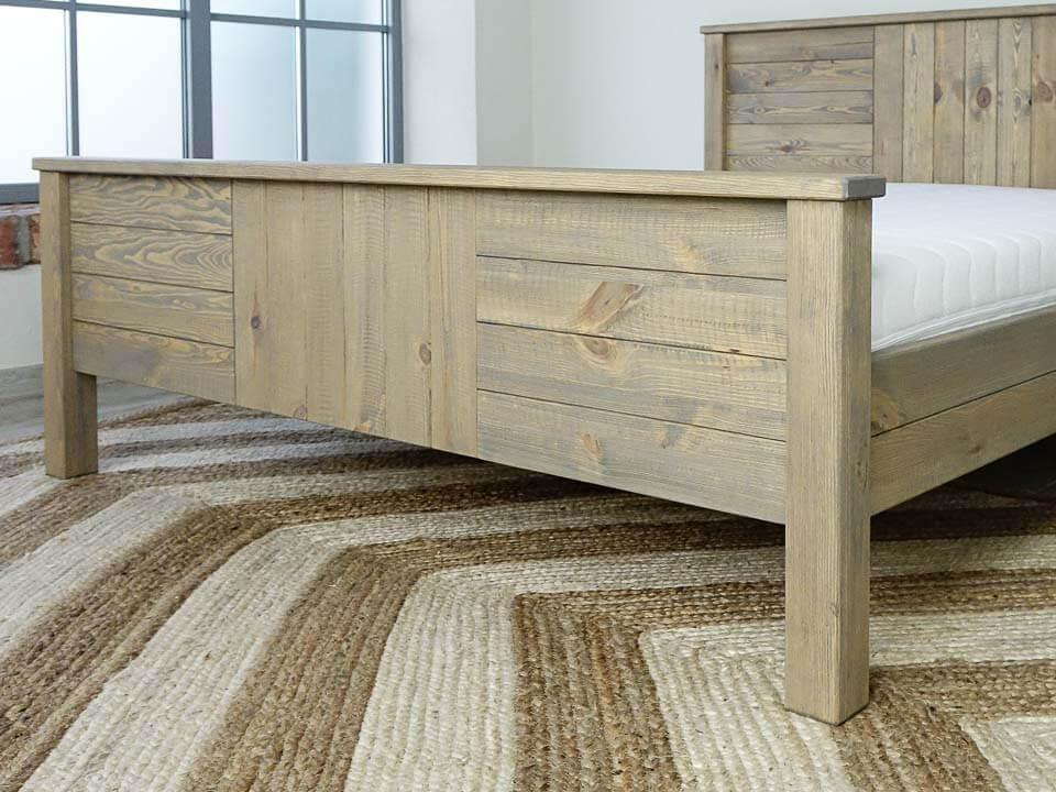 zanóżek łóżka sosnowego