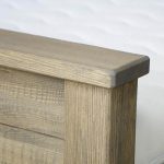 zanóżek łóżka zbliżenie