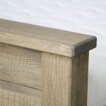 zanóżek łóżka zbliżenie