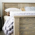 zanóżek łóżko z litego drewna