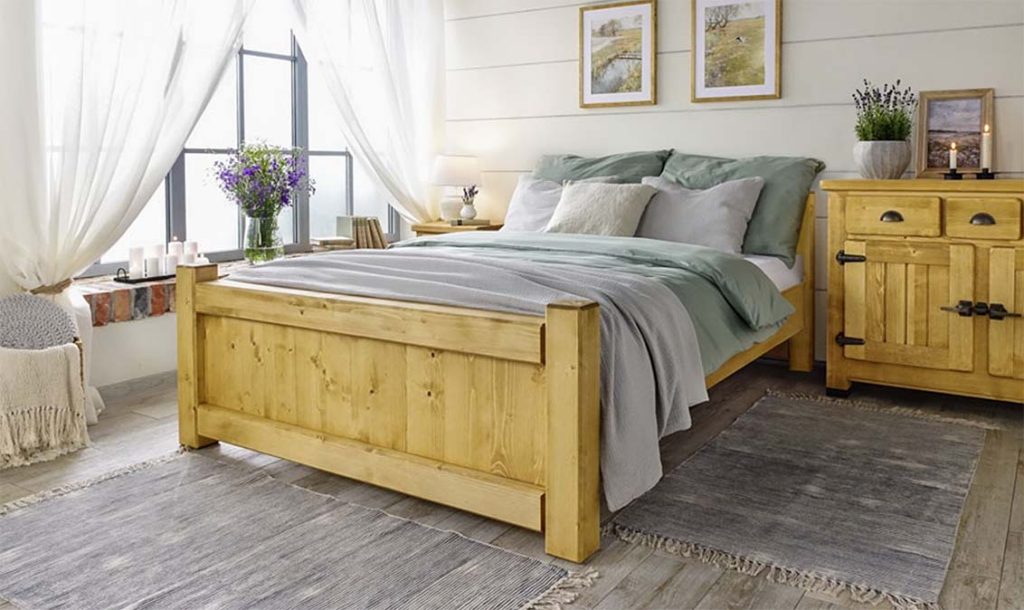 drewniane łóżka do sypialni