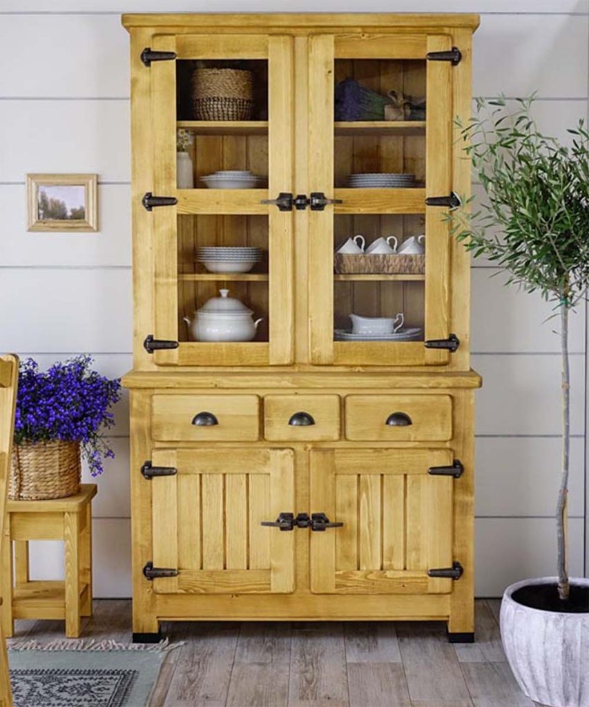 witryny z litego drewna